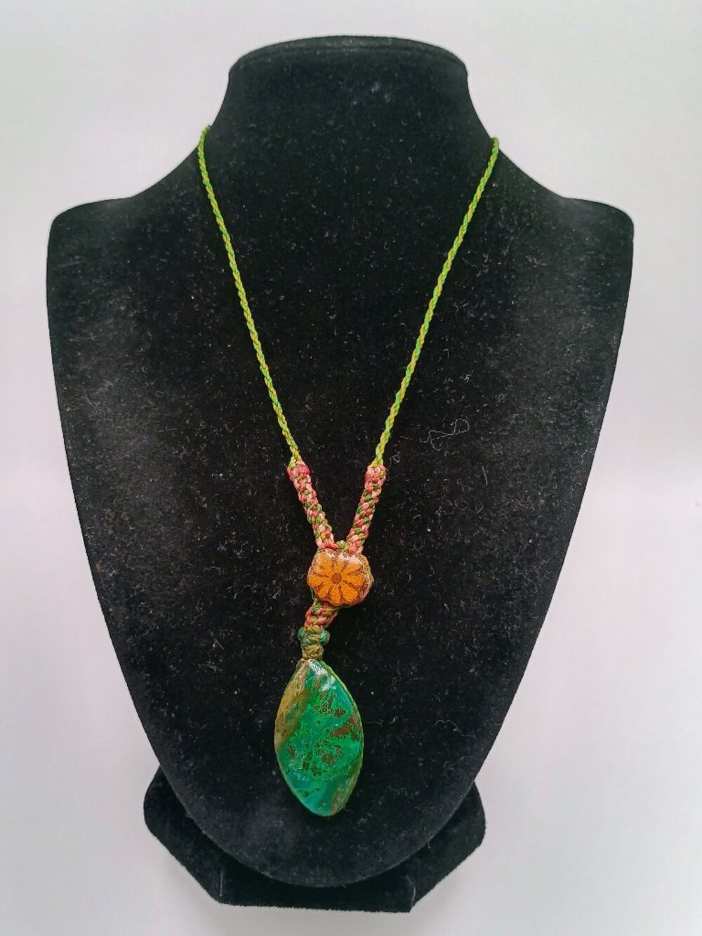 Macrame Necklace with Natural Serpentine Stone and Ayahuasca Flower.